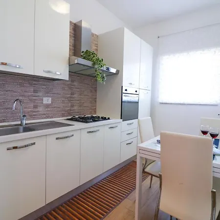 Casa Aurora A Holiday home *