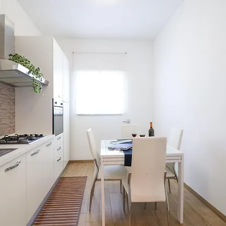 Casa Aurora A Semesterbostad